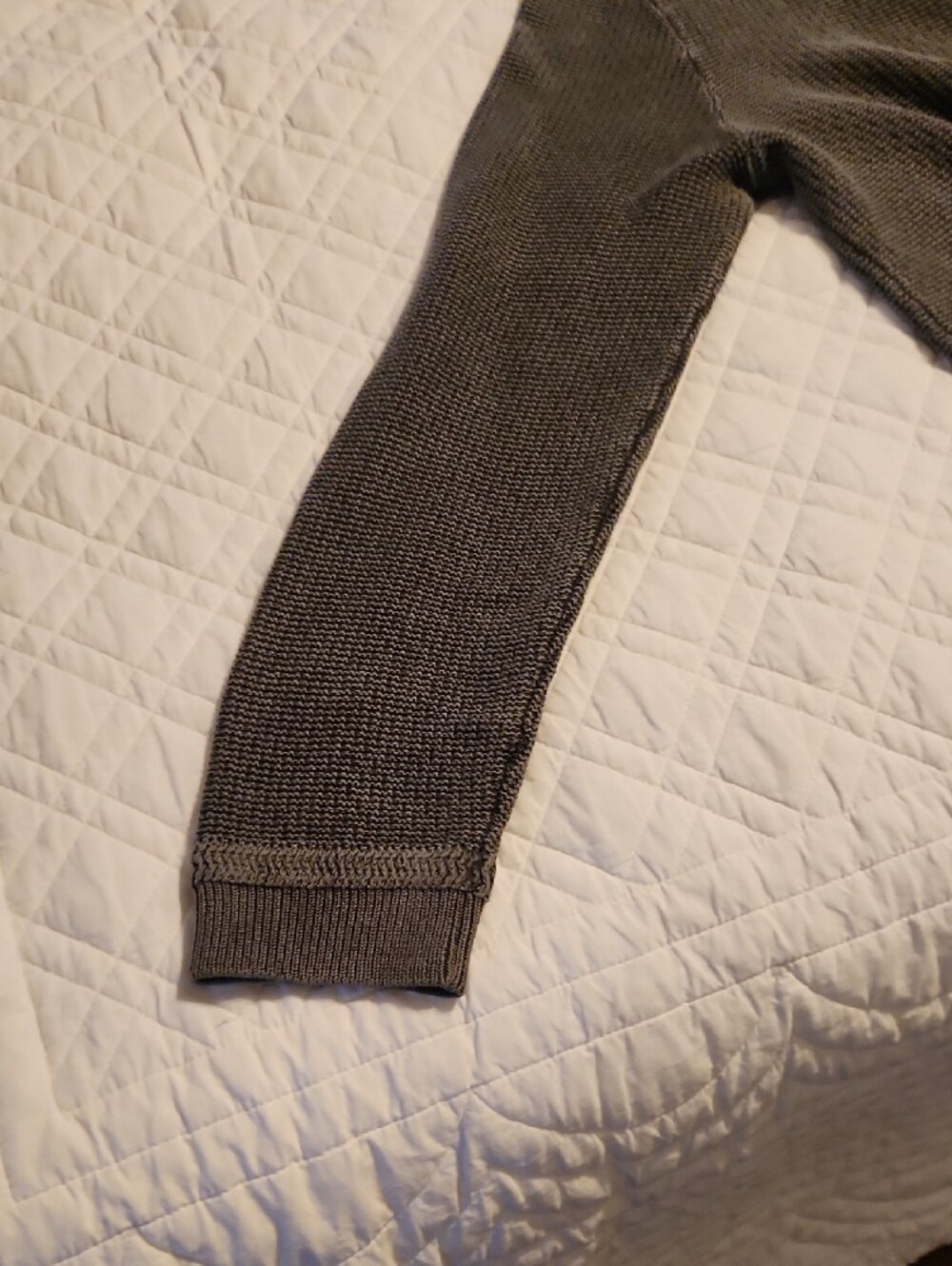 Carbon2Cobalt Men's  Quarter-Zip Knit Sweater, size XL - Picture 10 of 11